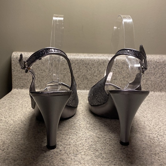 Nine West Karoo Glitter Sandals 8.5M - Picture 6 of 7